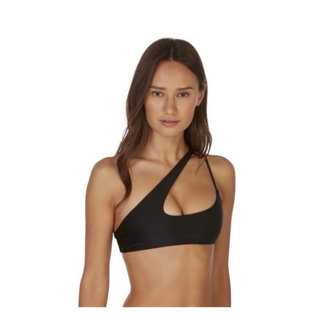 Mikoh Queensland top